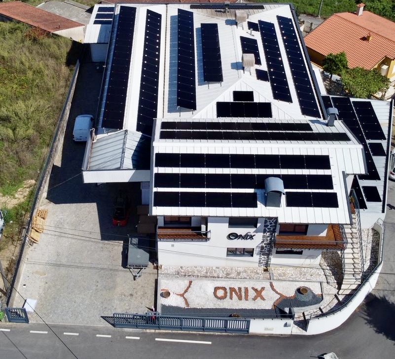 Vista aérea da fábrica ONIX em Friande, Felgueiras